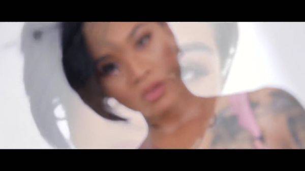 The Naughty Girl Honey Gold - hotmovs.com on poweredporn.com