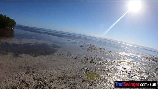 Amateur Thai girlfriend sex on the beach somewhere in the Philippines - sunporno.com - Philippines - Thailand on poweredporn.com