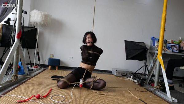 Chinese Bondage Vibe - hotmovs.com - China on poweredporn.com