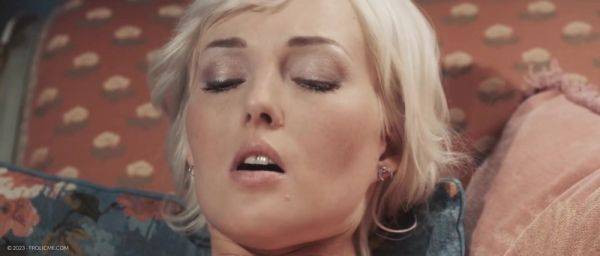 Lovita Fate - Personal Pleasure - Lovita fate - xhand.com on poweredporn.com