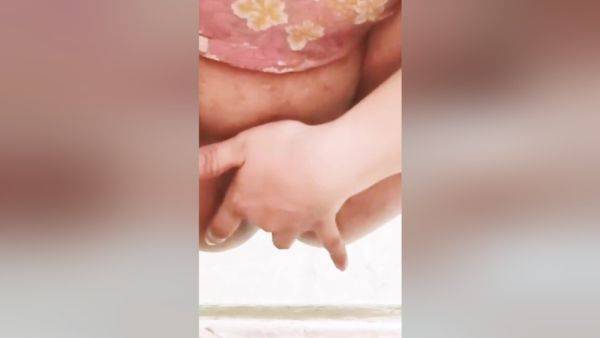 Muture Married Woman Masturbation And Fingering Her Pussy - desi-porntube.com - India on poweredporn.com