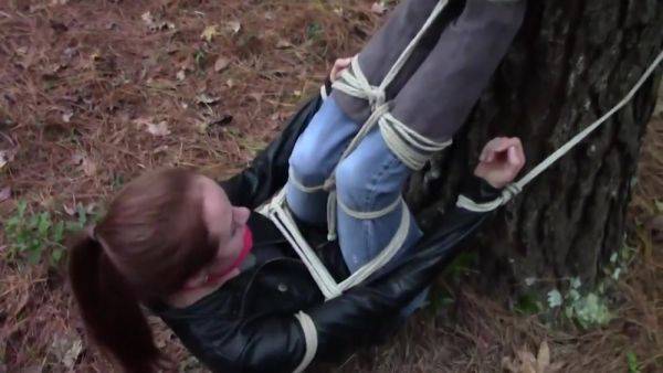 Madelyn : Tree Bound - hotmovs.com on poweredporn.com