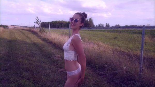 Un mix d une journée d une belle coquine - txxx.com - France on poweredporn.com