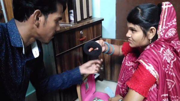 Desi Indian Couple Romantic By -vinodshorts - hclips.com - India on poweredporn.com