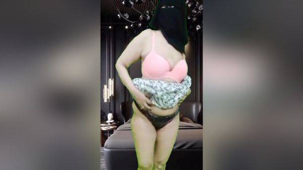 Stepmommys Huge Mature Milf Tits Ass - desi-porntube.com - India on poweredporn.com