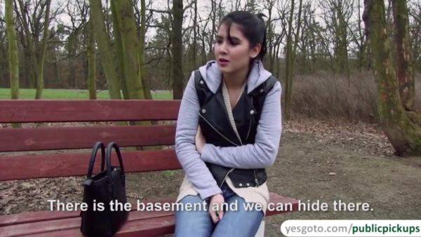 A Passionate Amateur Outdoor Sex - hclips.com on poweredporn.com