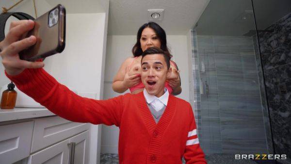 Exotic BBW gets an intense pussy pounding from her son's friend - xtits.com on poweredporn.com