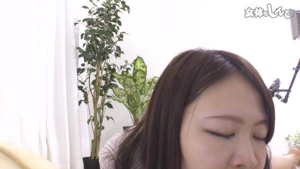 Stretch the reg and do masturbation. - Fetish Japanese Video - hotmovs.com - Japan on poweredporn.com