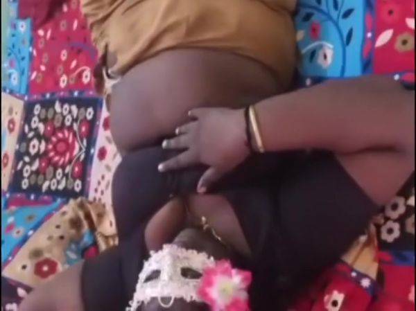 Indian Tamil Wife Sharing Hot - desi-porntube.com - India on poweredporn.com