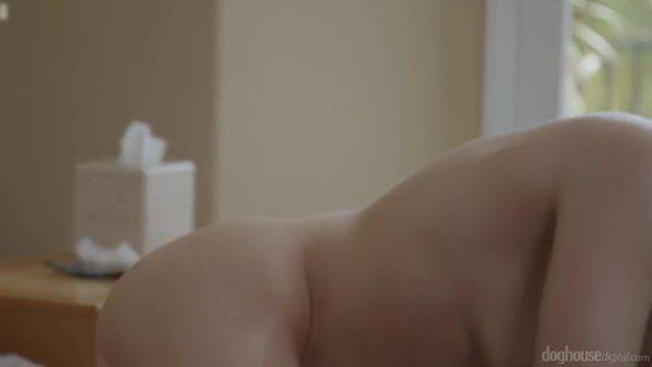 Teen Stepsister Surprising Porn Scene With Robby Echo - hotmovs.com on poweredporn.com