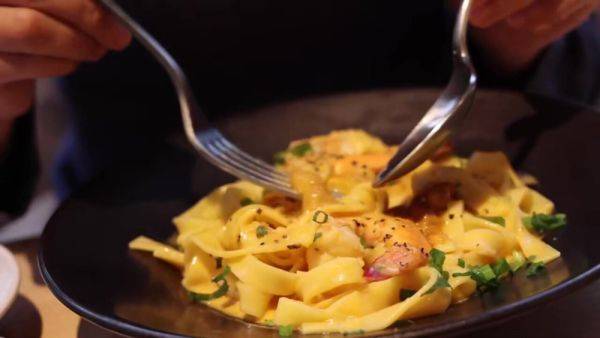 0003739_Japanese_Censored_MGS_19min - txxx.com - Japan on poweredporn.com