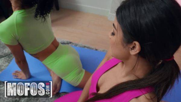 Alexis Tae & Kylie Rocket go wild in the room for some hot threesome action - sexu.com on poweredporn.com