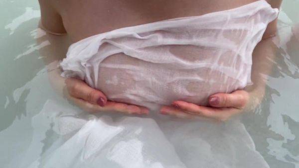 濡れ透け露天不倫SEX761WWWWWWWWWWWWWW - upornia.com - Japan on poweredporn.com