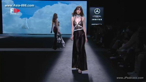 Braless Trends in Women's Fashion Style Compilation for Adventurous Dressers.5 - hclips.com on poweredporn.com