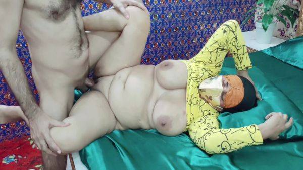 Hot Milf - Indian Doctor Suck Boobs And Hard Fucked With Big Tited Female Patient - desi-porntube.com - India on poweredporn.com