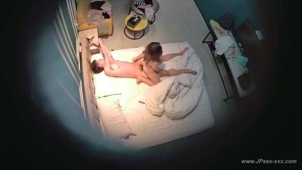 Hackers use the camera to remote monitoring of a lover's home life.597 - hotmovs.com - China on poweredporn.com