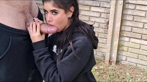 Outdoor Blowjob With Face Full Of Cum - hclips.com on poweredporn.com