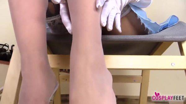 Cinderella cosplayer footplays in white sheer nylons - hotmovs.com - Italy on poweredporn.com