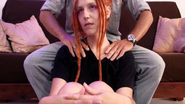 Otchim Uvleksya Masazhem I Podrochil Svoei Docheri 9 Min - hclips.com on poweredporn.com