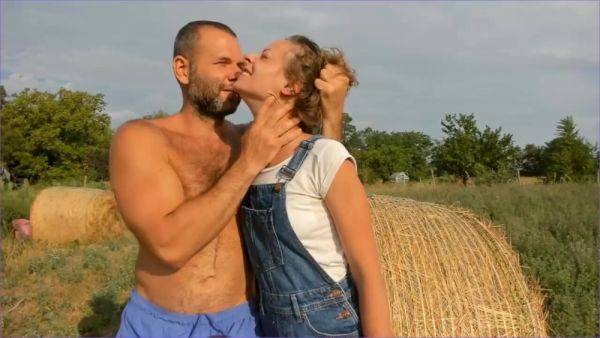 Stripping her clothes outdoor - hclips.com on poweredporn.com