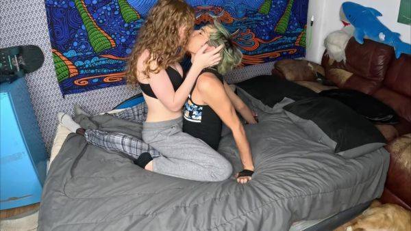 Just A Make Out Video - hclips.com on poweredporn.com