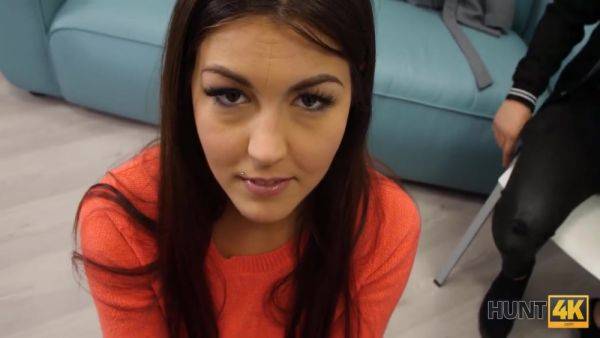 Man Shares Gf Hole With Car Seller For Some Discount - hotmovs.com on poweredporn.com