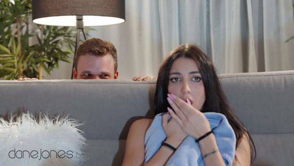 Creepy costume and petite Victoria Nyx get a creampie on Halloween night - sexu.com - Italy on poweredporn.com