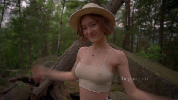 A Day In The Life Of Margo V - videohdzog.com on poweredporn.com