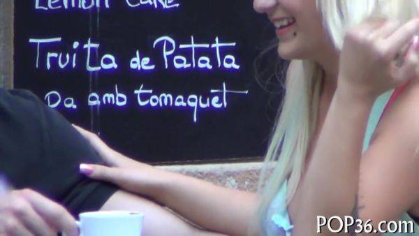 Shapely Teen Plays With Pussy - hclips.com on poweredporn.com