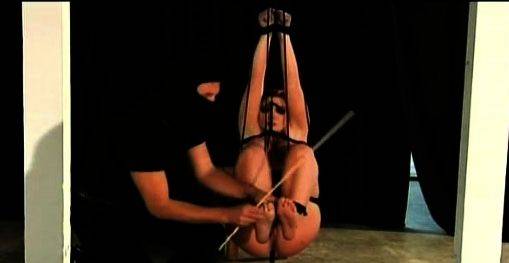 Kinky girlfriend has a huge smile on her face today - drtuber.com on poweredporn.com