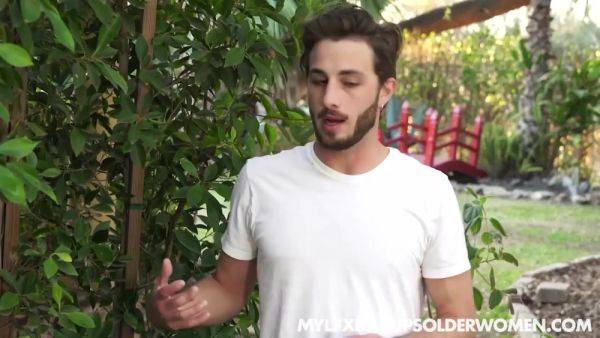 Hot Neighbor Peeking - MYLF - hotmovs.com on poweredporn.com