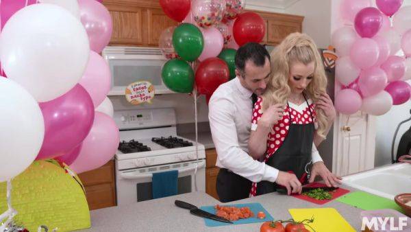 Cooking with Paris - Mylf Wood - hotmovs.com on poweredporn.com