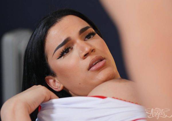 Tranny in nurse uniform gets ass fucked: Say Oh! - Johnny Hill - xhand.com on poweredporn.com