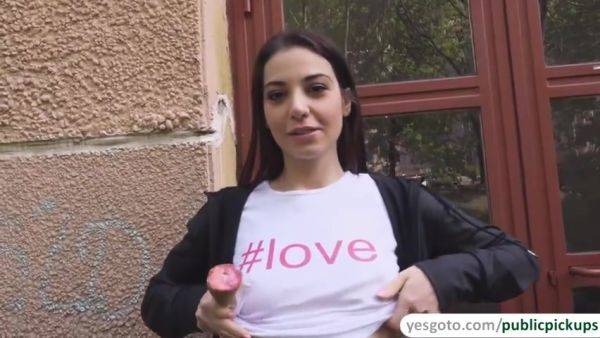 Innocent Babe Jessica Spreads Her Ass Cheeks To Reveal - videomanysex.com on poweredporn.com