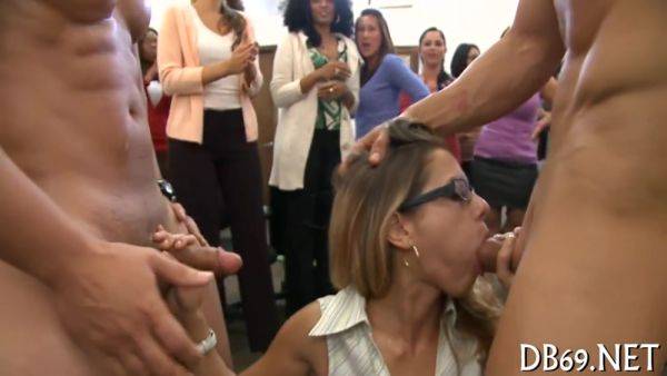 Naughty Blowjobs From Hot Chicks - hclips.com on poweredporn.com