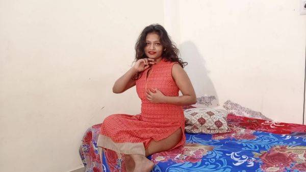 18 Year Old Indian College Babe With Big Boobs Enjoying Hot Sex - hclips.com - India on poweredporn.com