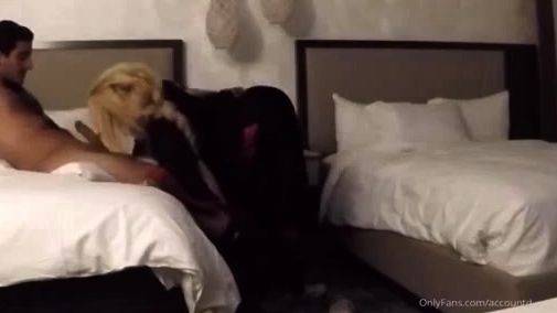 Hot amateur milf giving blowjob and getting fucked - drtuber.com on poweredporn.com