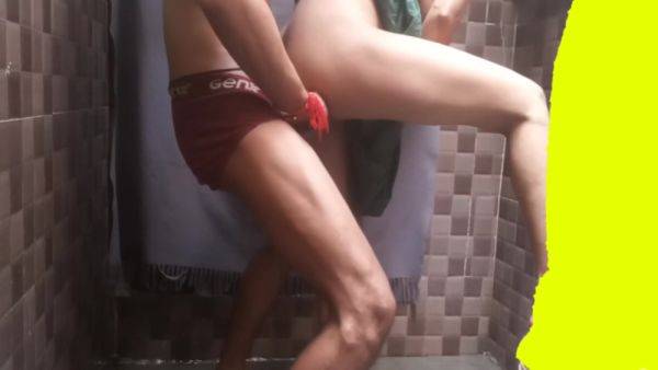 Part 2 Bhaiya Bhabhi Bathroom Sex Video - desi-porntube.com - India on poweredporn.com