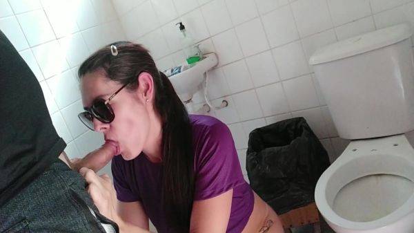 Sexo Com Estranho Em Banheiro Publico Masculino, Quase Fomos Pegos E Isso Me Deixou Com Mais Tesao Ainda 5 Min - hclips.com on poweredporn.com