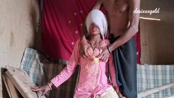 Desi Step Sister Enjoying Sex With Her Younger Stepbrother While Talking Chudai Dirty In Hindi - upornia.com - India on poweredporn.com