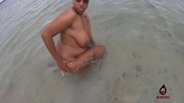 Beach Shoot Bts Firehousexxx 14 Min With Honey Hendrixxx - upornia.com on poweredporn.com