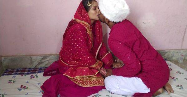 Real Life Newly Married Indian Couple Seduction Romantic Honeymoon Sex Video - txxx.com - India on poweredporn.com
