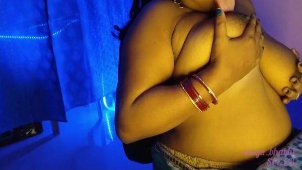 Hot Sensuous Bhabhi Girl Fulfills Her Sex Desire By Opening Her Clothes, Pressing Her Boobs And Drying Her Boobs - desi-porntube.com - India on poweredporn.com