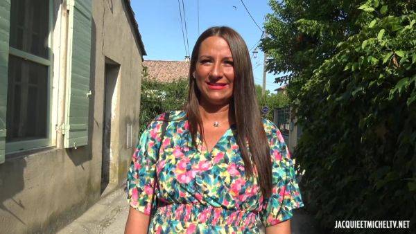 Under the eyes of her husband, Mila fucks with another man - txxx.com - Belgium on poweredporn.com