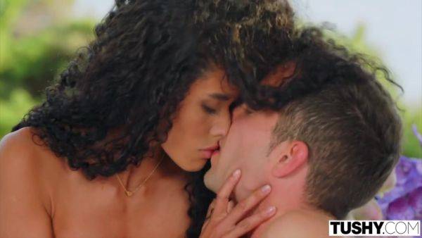 Gorgeous Model Mia With Perfect Ass Gapes Wide Open - hotmovs.com on poweredporn.com