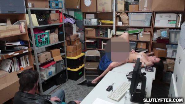 Geneva King - Officer Starts Screwing From Behind - hotmovs.com on poweredporn.com