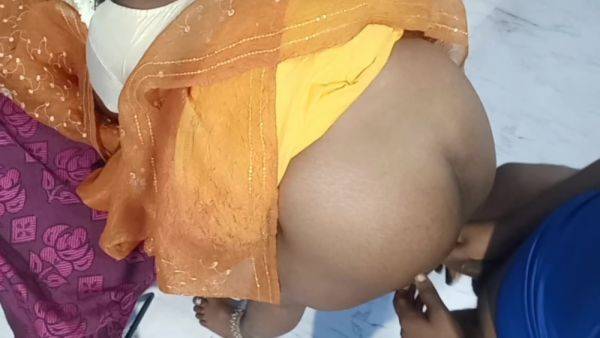 Tamil Wife Hot Moaning Missionary And Doggy Fucking - desi-porntube.com - India on poweredporn.com