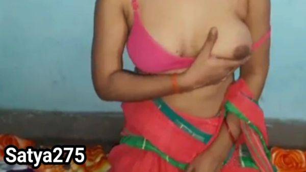 Indian Girl First Time Sex With Step Sisters Boyfriend - hclips.com - India on poweredporn.com