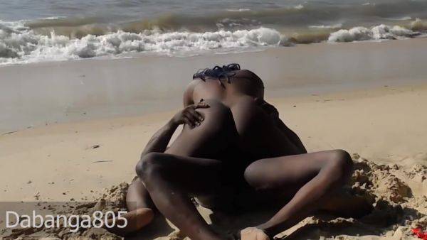 They Really Dont Care Fucking In Front Of Everyone - hclips.com on poweredporn.com