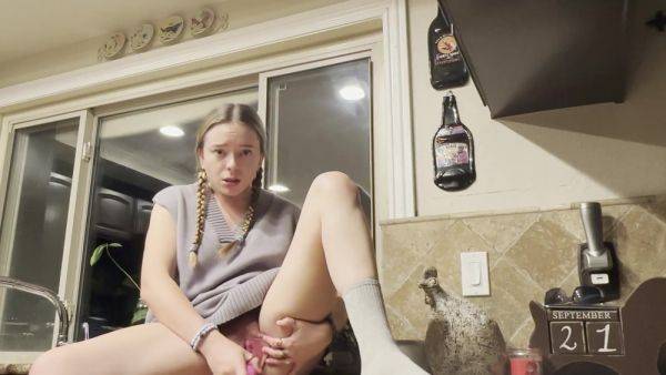 Kitchen Spanking For The Horny Slut - hclips.com on poweredporn.com